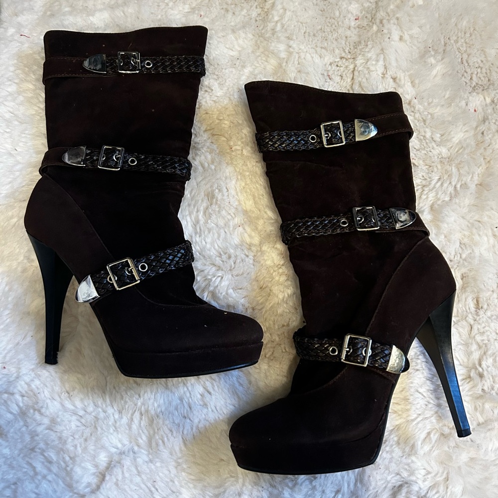 brown buckle belt boots